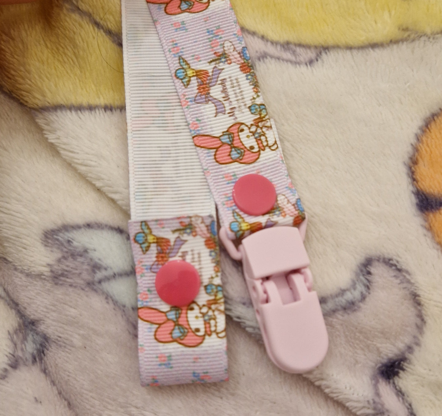 Purple my Melody, paci clip