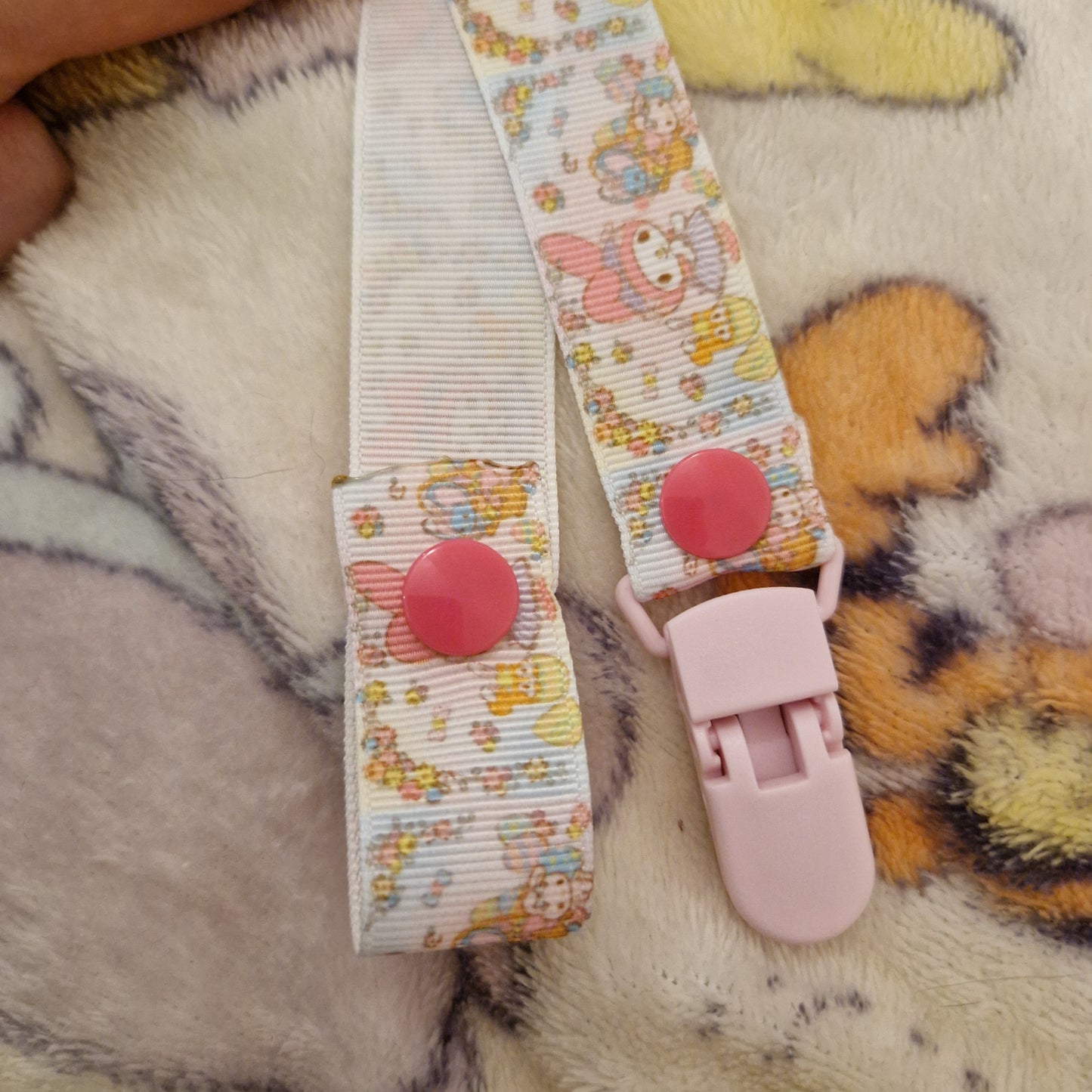 My Melody + mouse, paci clip