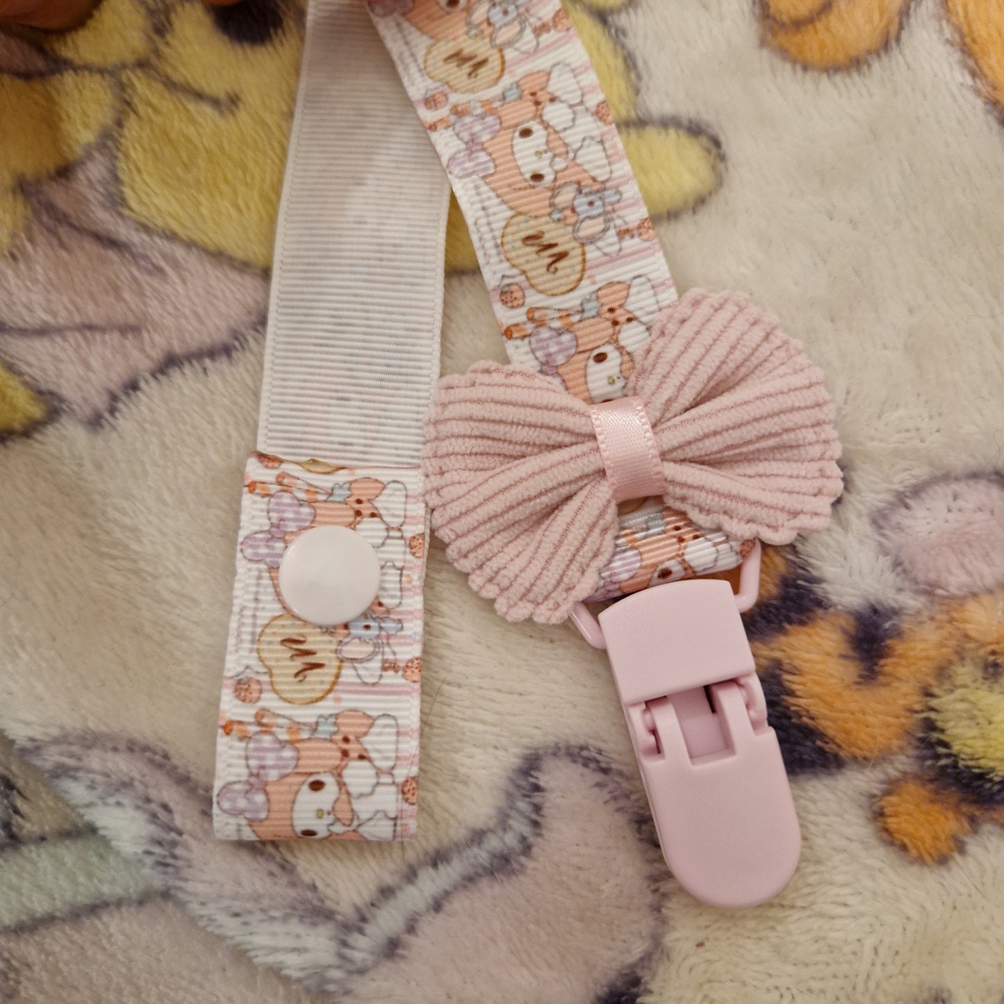 Pink my Melody, paci clip