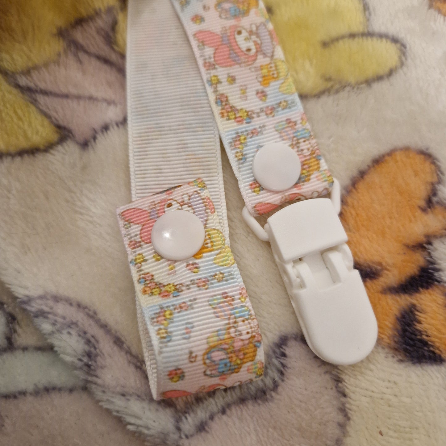 My Melody + mouse, paci clip